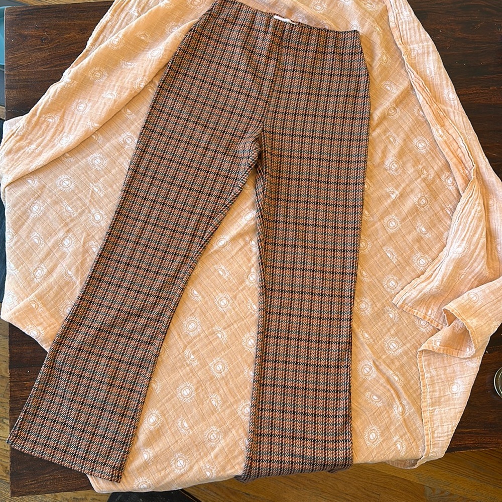 Adorable Cropped Flared Earth-toned Urban Outfitters Pants